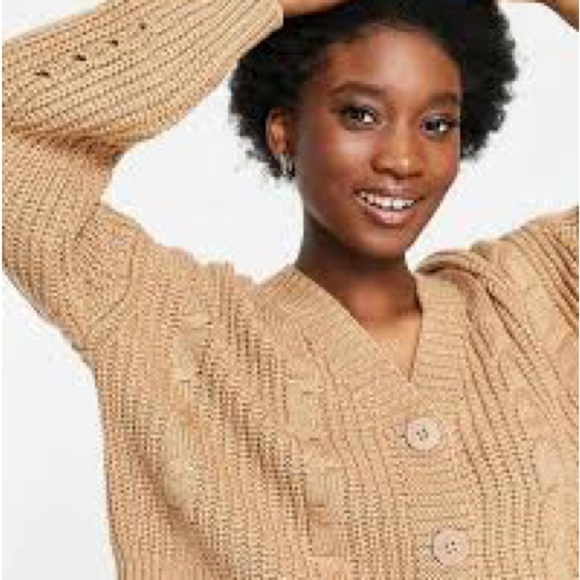 Stradivarius boxy cardigan in beige OOS size small - Picture 4 of 8